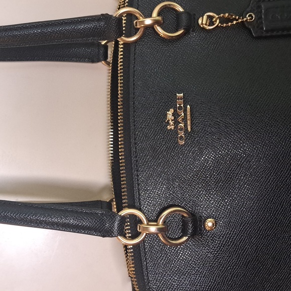 🎁 NEW Coach Etta Black Leather Shoulder/Crossbody Excellent Condition - Picture 4 of 16